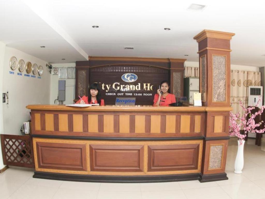 City Grand Hotel Mandalay Eksteriør bilde